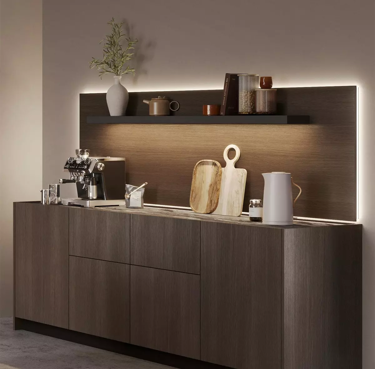 Meuble de rangement avec niche rétroéclairée, étagère suspendue intégrée, coin café dans une cuisine Rotpunkt.